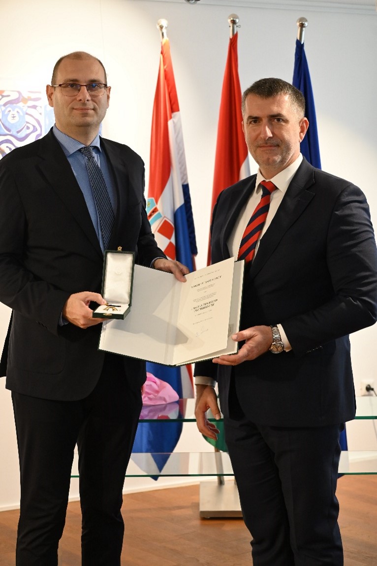 Magyar állami kitüntetés átadása Frane Staničić horvát professzor, a horvát Alkotmány Bíróság elnöke részére
